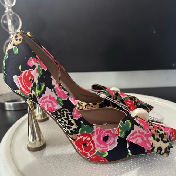🆕Betsey Johnson KYLIEE Floral Bow Pumps - Picture 10 of 17